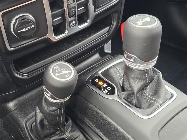 new 2025 Jeep Wrangler car, priced at $54,374