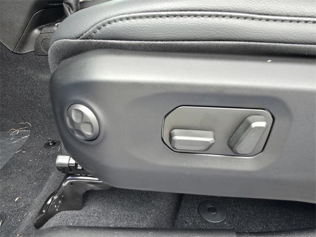 new 2025 Jeep Wrangler car, priced at $54,374