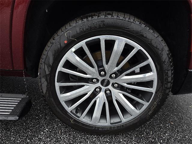 new 2025 Jeep Wagoneer L car, priced at $74,881