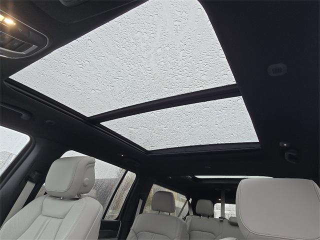 new 2025 Jeep Wagoneer L car, priced at $74,881