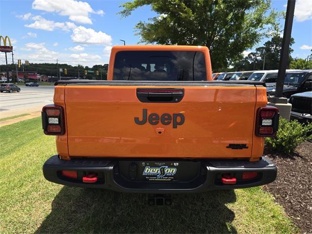 new 2025 Jeep Gladiator car, priced at $58,592