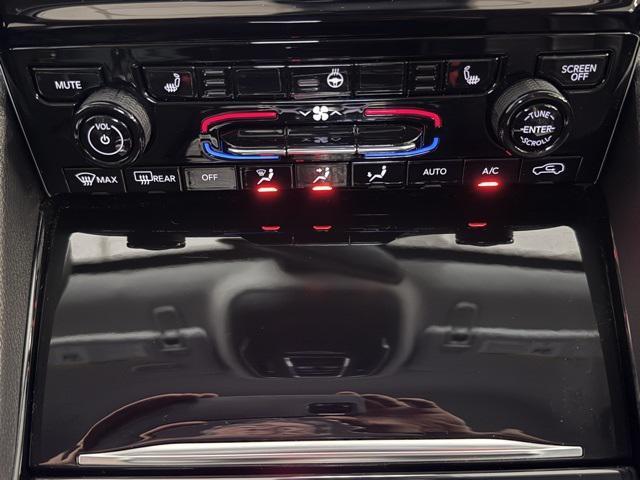 used 2023 Jeep Grand Cherokee car, priced at $39,500