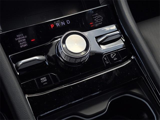 new 2025 Jeep Grand Cherokee car, priced at $61,718