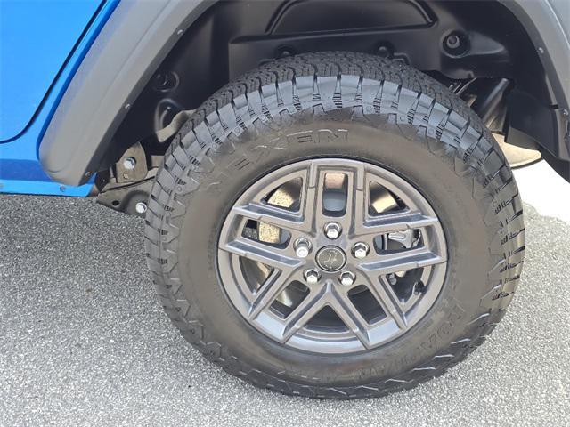 new 2025 Jeep Wrangler car, priced at $49,622