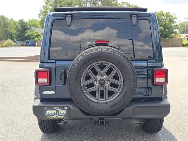 new 2025 Jeep Wrangler car, priced at $51,471