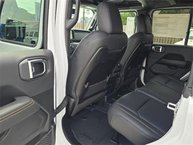 new 2025 Jeep Wrangler car, priced at $48,495