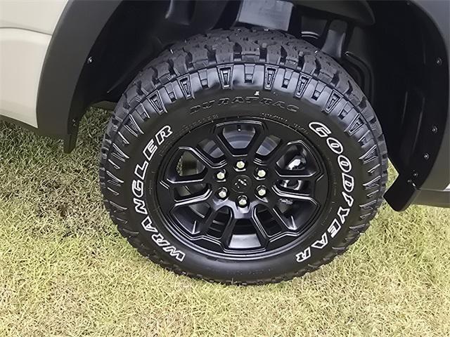 new 2025 Ram 1500 car, priced at $66,438