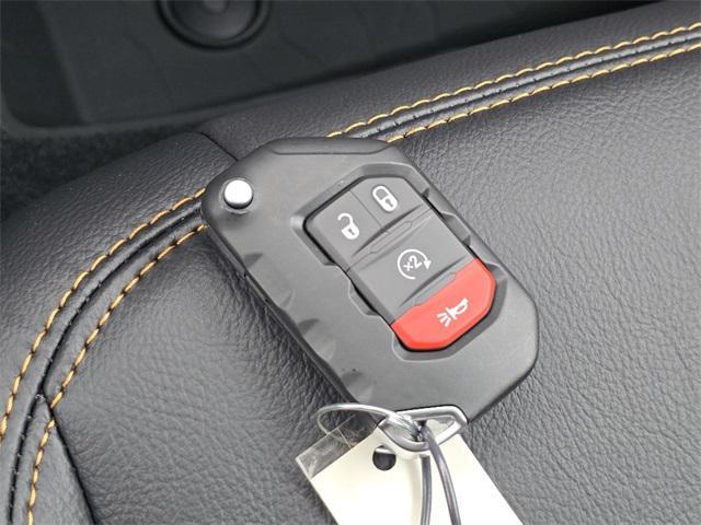 new 2025 Jeep Wrangler car, priced at $50,977