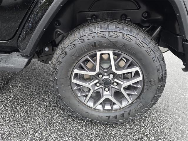 new 2025 Jeep Wrangler car, priced at $50,977