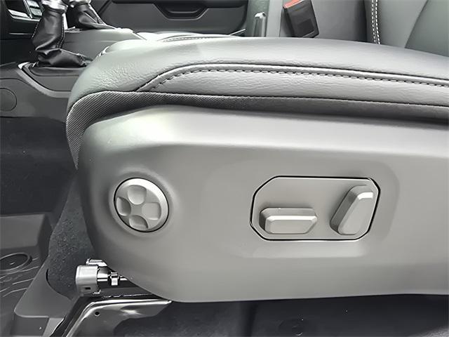 new 2025 Jeep Wrangler car, priced at $54,396