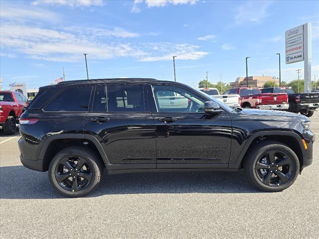 new 2024 Jeep Grand Cherokee car, priced at $41,738