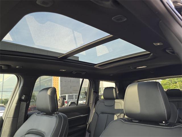 new 2025 Jeep Grand Cherokee L car, priced at $44,484