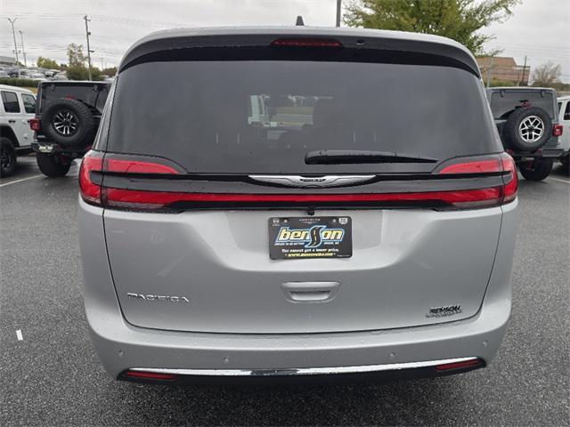 new 2026 Chrysler Pacifica car, priced at $43,641
