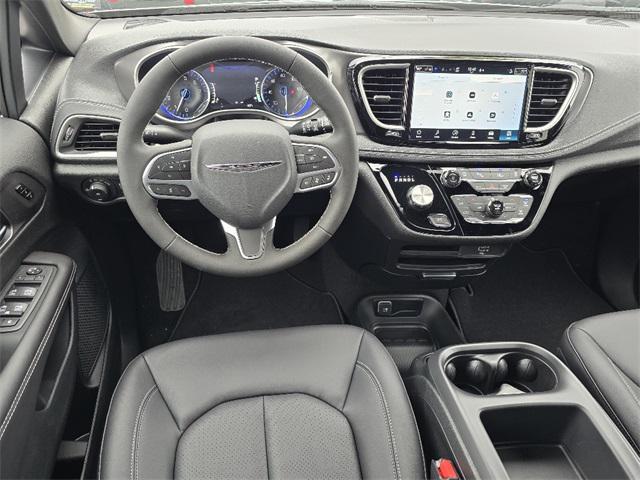 new 2026 Chrysler Pacifica car, priced at $43,641