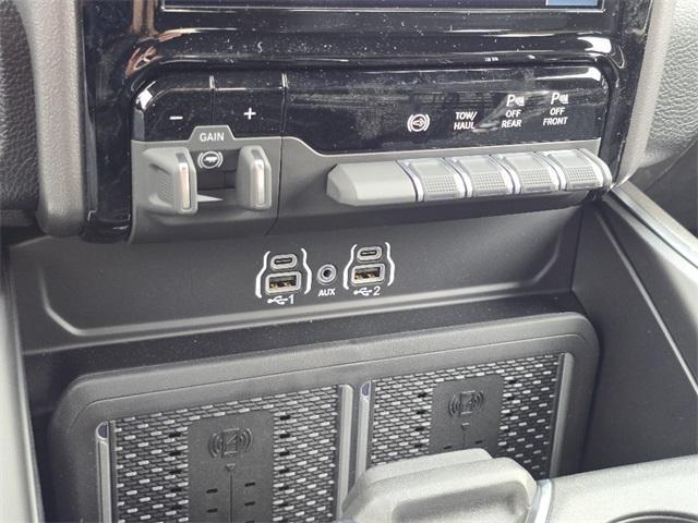 new 2025 Ram 2500 car, priced at $75,773