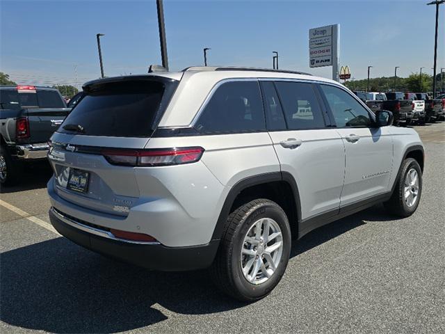 new 2025 Jeep Grand Cherokee car, priced at $38,593