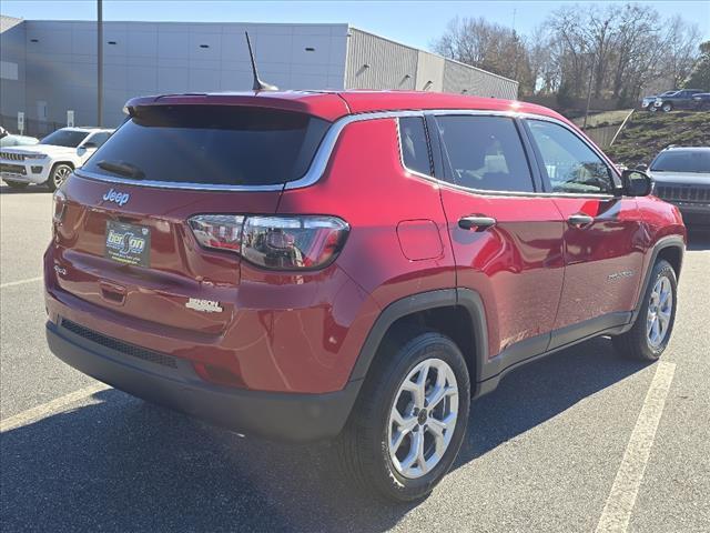 new 2025 Jeep Compass car, priced at $27,934