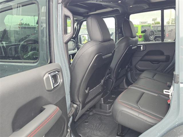 new 2025 Jeep Wrangler car, priced at $62,425