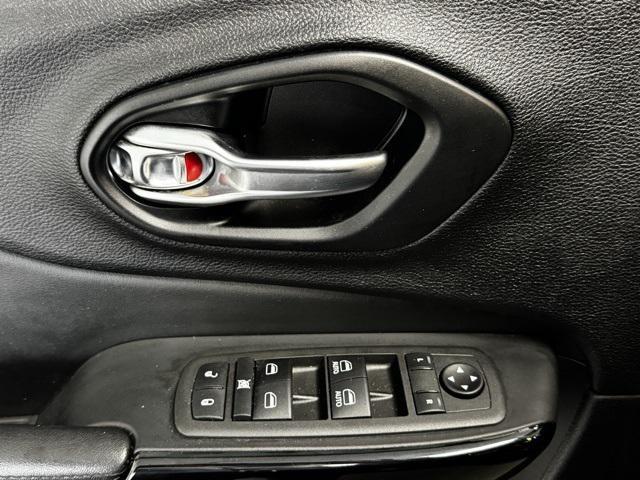 used 2021 Jeep Cherokee car, priced at $21,500