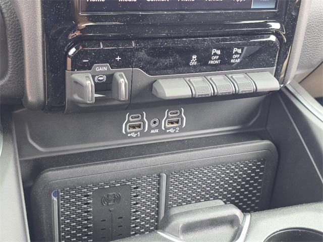 new 2025 Ram 1500 car, priced at $52,515