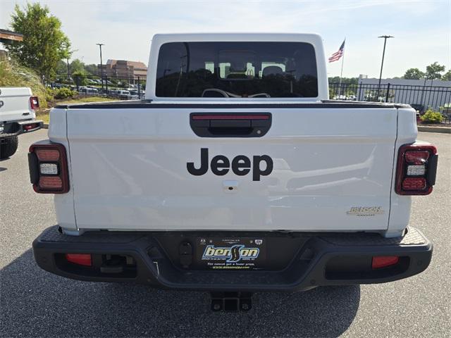new 2025 Jeep Gladiator car, priced at $51,115