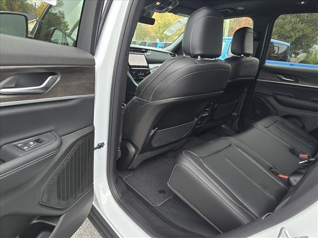 new 2025 Jeep Grand Cherokee car, priced at $48,440