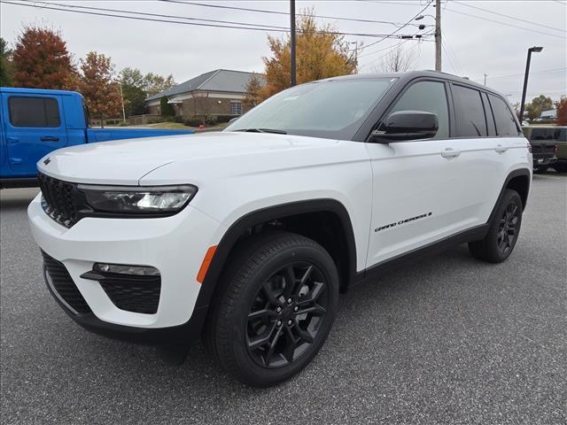 new 2025 Jeep Grand Cherokee car, priced at $48,440