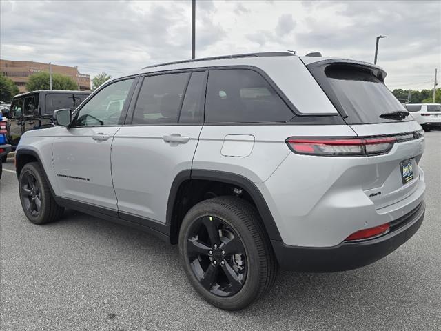 new 2024 Jeep Grand Cherokee car, priced at $45,223