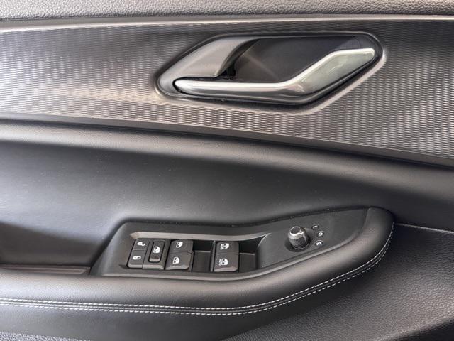 used 2024 Jeep Grand Cherokee car, priced at $38,000