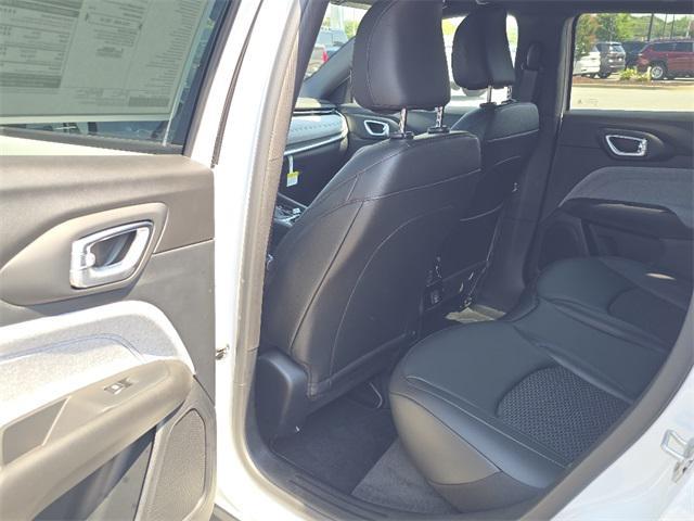 new 2025 Jeep Compass car, priced at $29,420