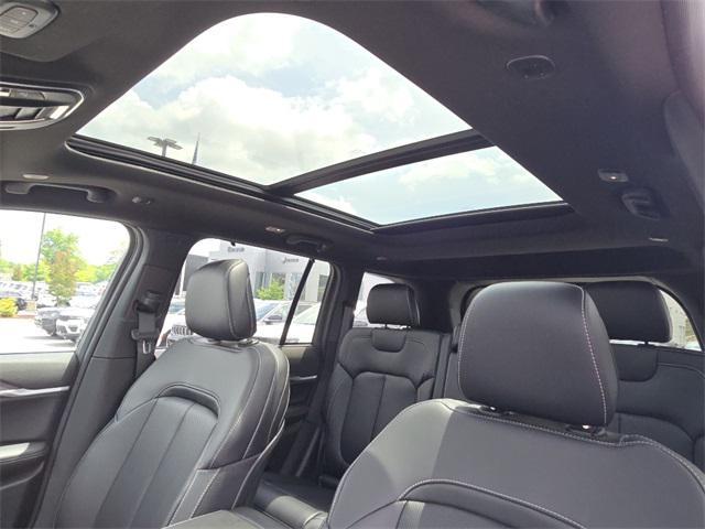new 2025 Jeep Grand Cherokee car, priced at $50,125