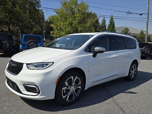 new 2025 Chrysler Pacifica car, priced at $56,616