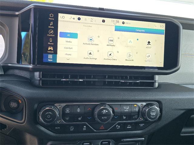 new 2025 Jeep Wrangler car, priced at $53,366