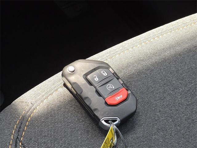 new 2025 Jeep Wrangler car, priced at $48,036