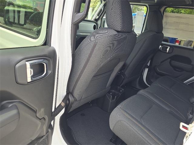 new 2025 Jeep Wrangler car, priced at $48,036