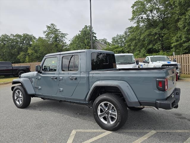 new 2024 Jeep Gladiator car, priced at $54,007