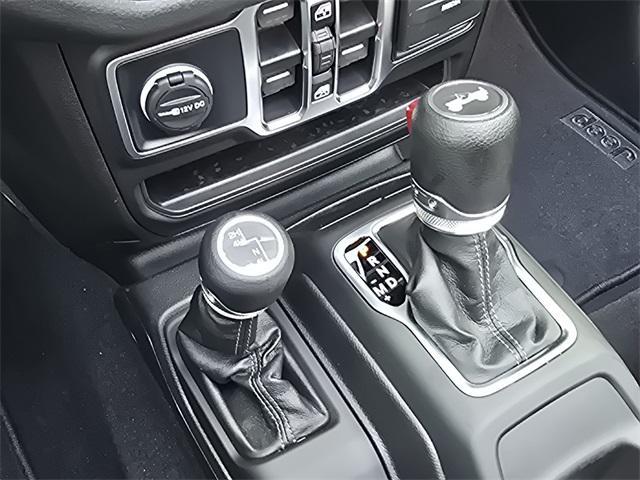 new 2025 Jeep Wrangler car, priced at $49,622