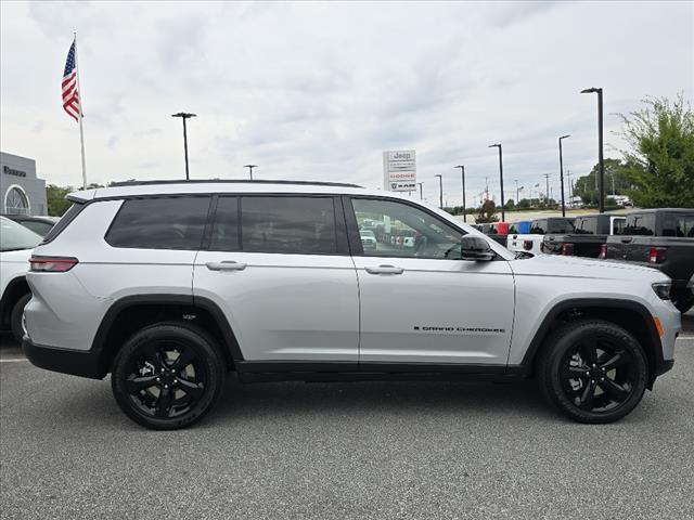 new 2024 Jeep Grand Cherokee L car, priced at $45,788