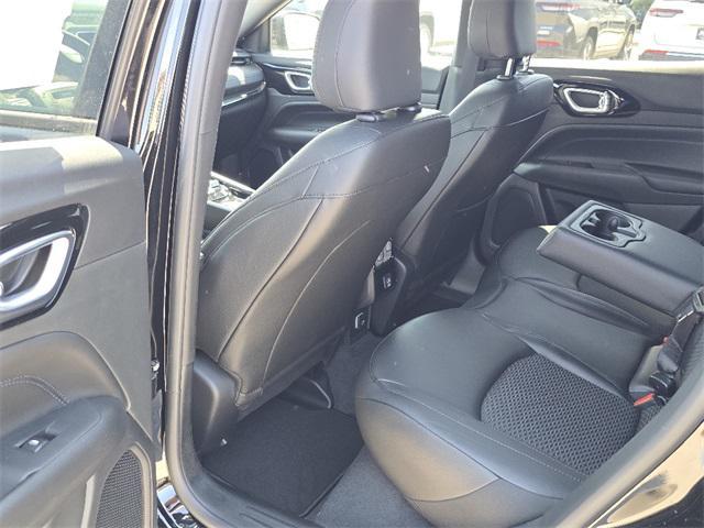 new 2025 Jeep Compass car, priced at $31,294
