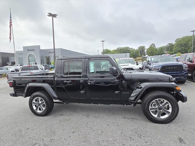 new 2024 Jeep Gladiator car, priced at $46,253