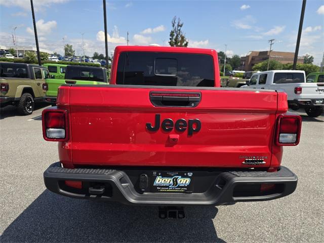 new 2025 Jeep Gladiator car, priced at $46,550