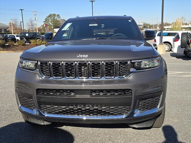 new 2025 Jeep Grand Cherokee L car, priced at $38,215