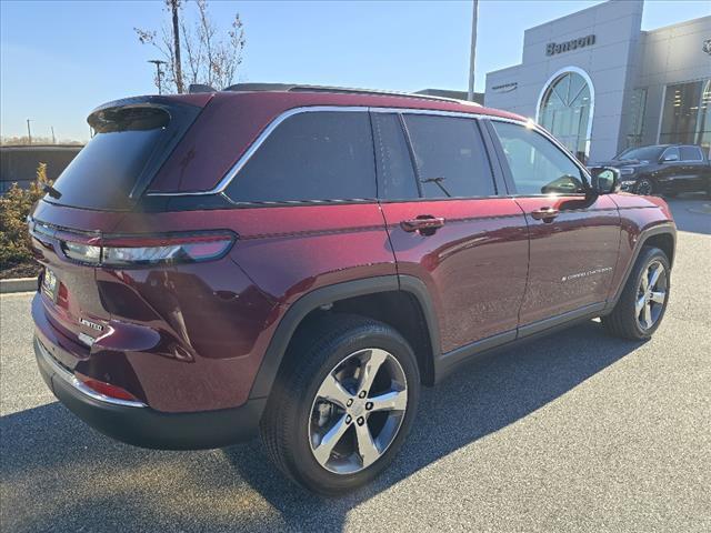 new 2025 Jeep Grand Cherokee car, priced at $52,940