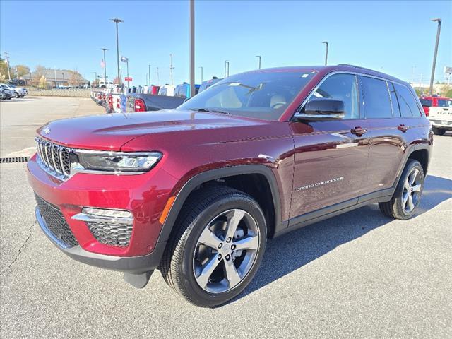 new 2025 Jeep Grand Cherokee car, priced at $52,940