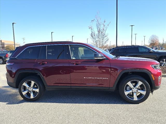 new 2025 Jeep Grand Cherokee car, priced at $52,940