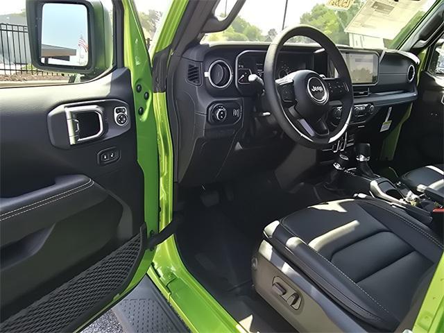 new 2025 Jeep Gladiator car, priced at $46,147