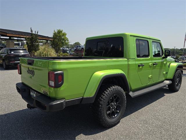 new 2025 Jeep Gladiator car, priced at $46,147