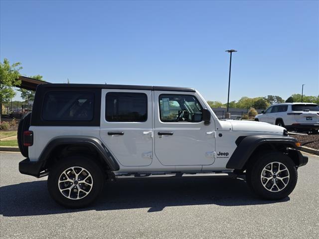 new 2025 Jeep Wrangler car, priced at $49,611