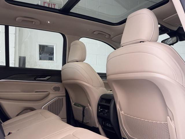 used 2022 Jeep Grand Cherokee car, priced at $34,000