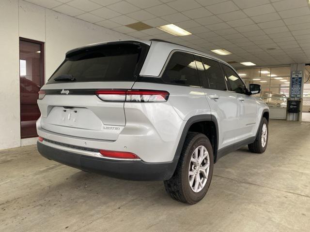 used 2022 Jeep Grand Cherokee car, priced at $34,500